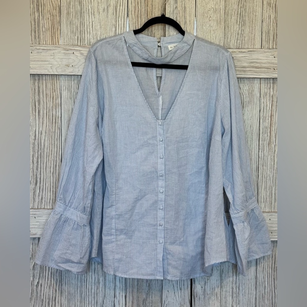 Soncy Striped V-Neck Bell Sleeve Top Soncy Sz 2 18/20